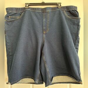 Catherine’s plus size super stretchy pull on Bermuda shorts 3X 26w-28w.